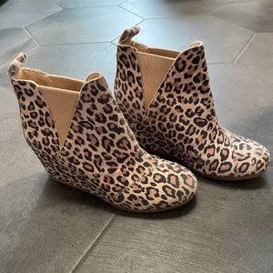 TOMS leopard print wedge